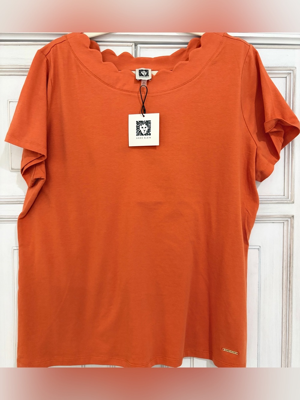 NWT SZ XL Anne Klein Women's Scallop Neck Orange Tee